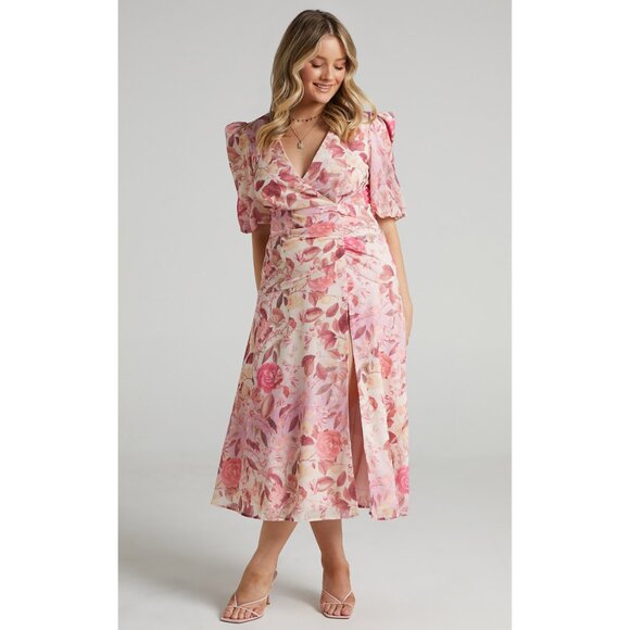 Show Po Dress - size 8 BNWT main image 0